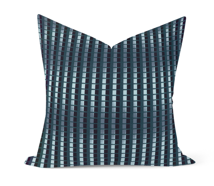 LEE JOFA MODERN | Kelly Wearstler Refrakt - Peacock Blue